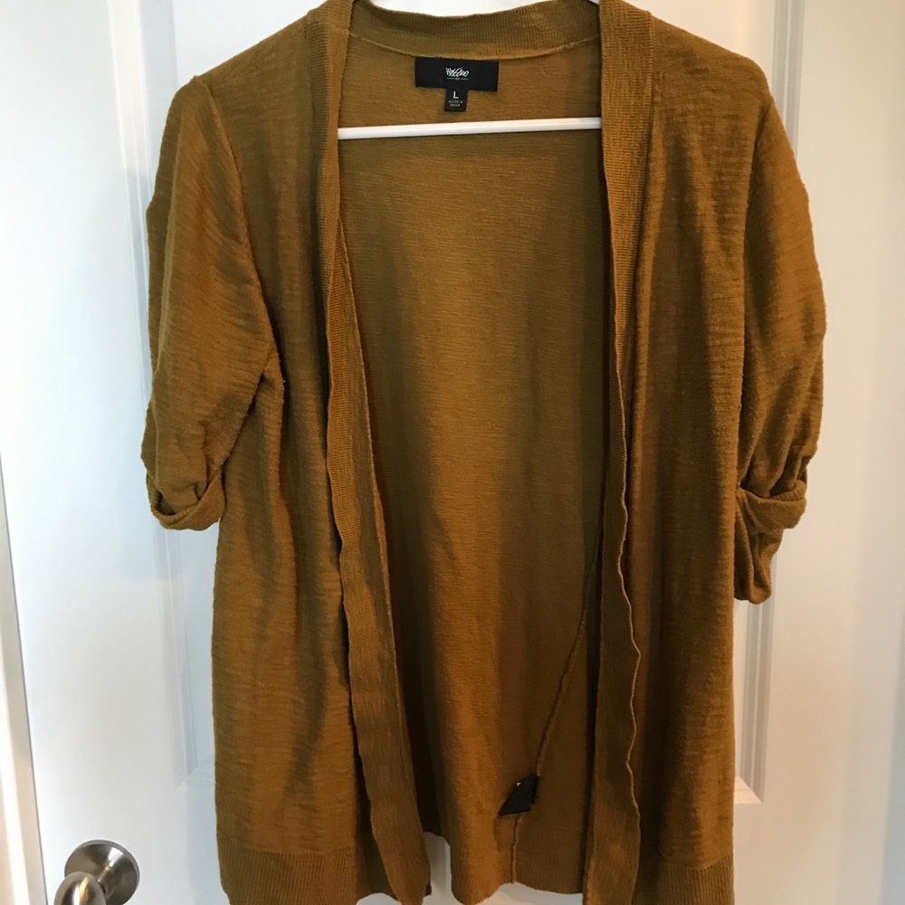 Three-quarter length cardigan